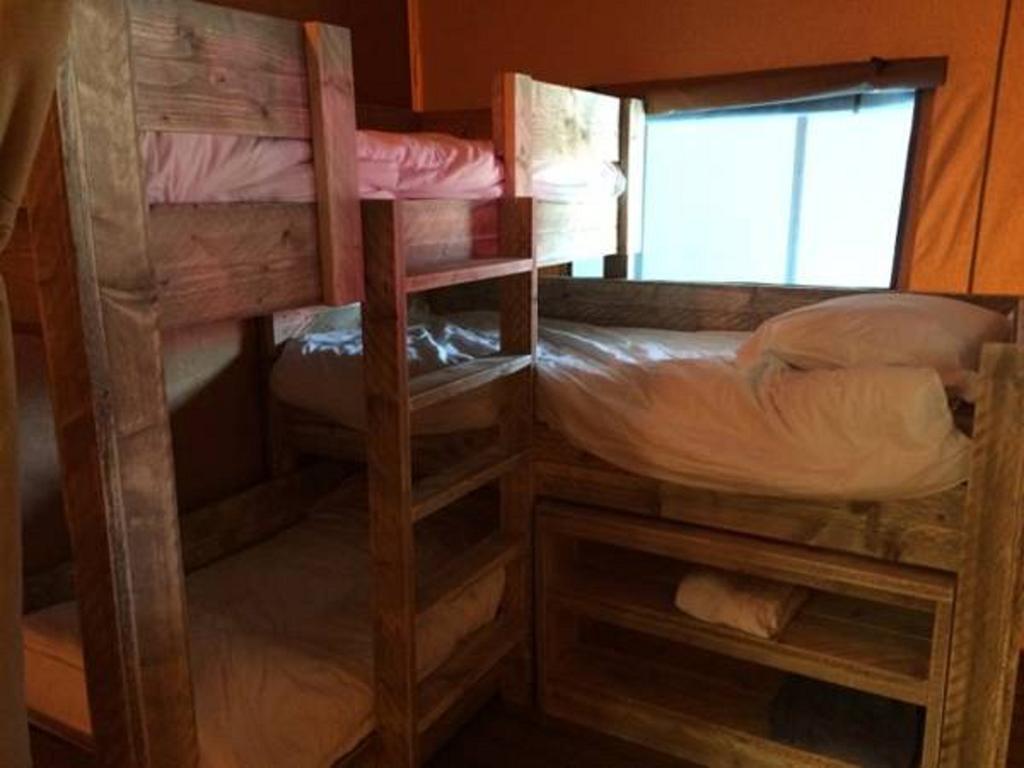Camping De La Bonnette Caylus 部屋 写真