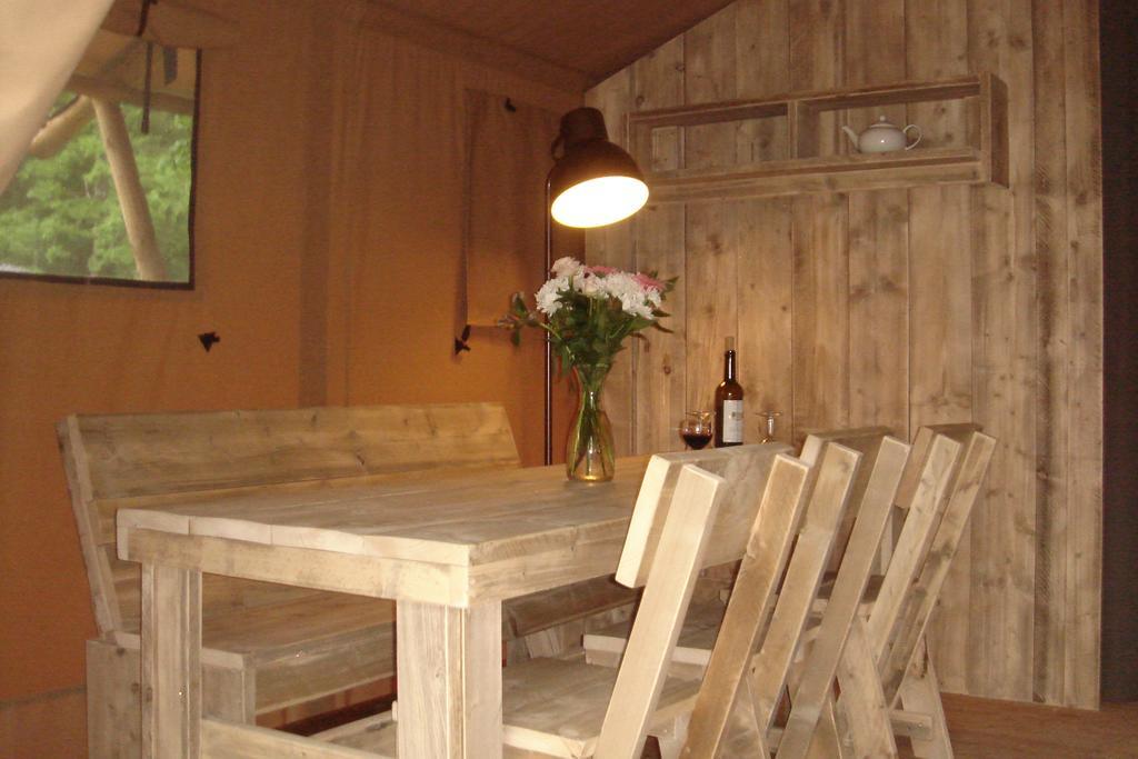 Camping De La Bonnette Caylus エクステリア 写真